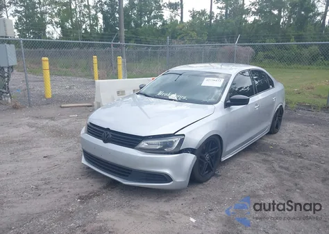 2014 Volkswagen Jetta 2.0L S z USA, uszkodzony, nr VIN 3VW2K7AJXEM287285